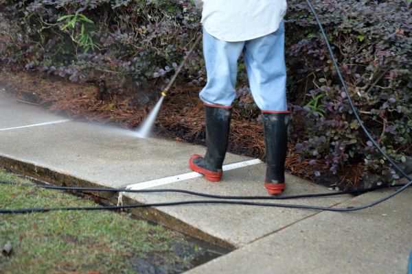 Sidewalk Washing in Arroyo Grande