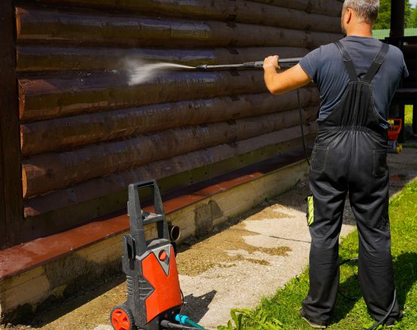 Log Home Pressure Washing in Arroyo Grande