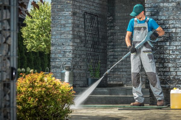 Outside House Cleaning in Arroyo Grande