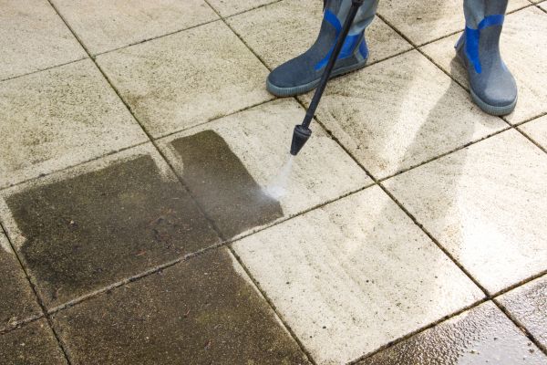 Outdoor Concrete Cleaning in Arroyo Grande
